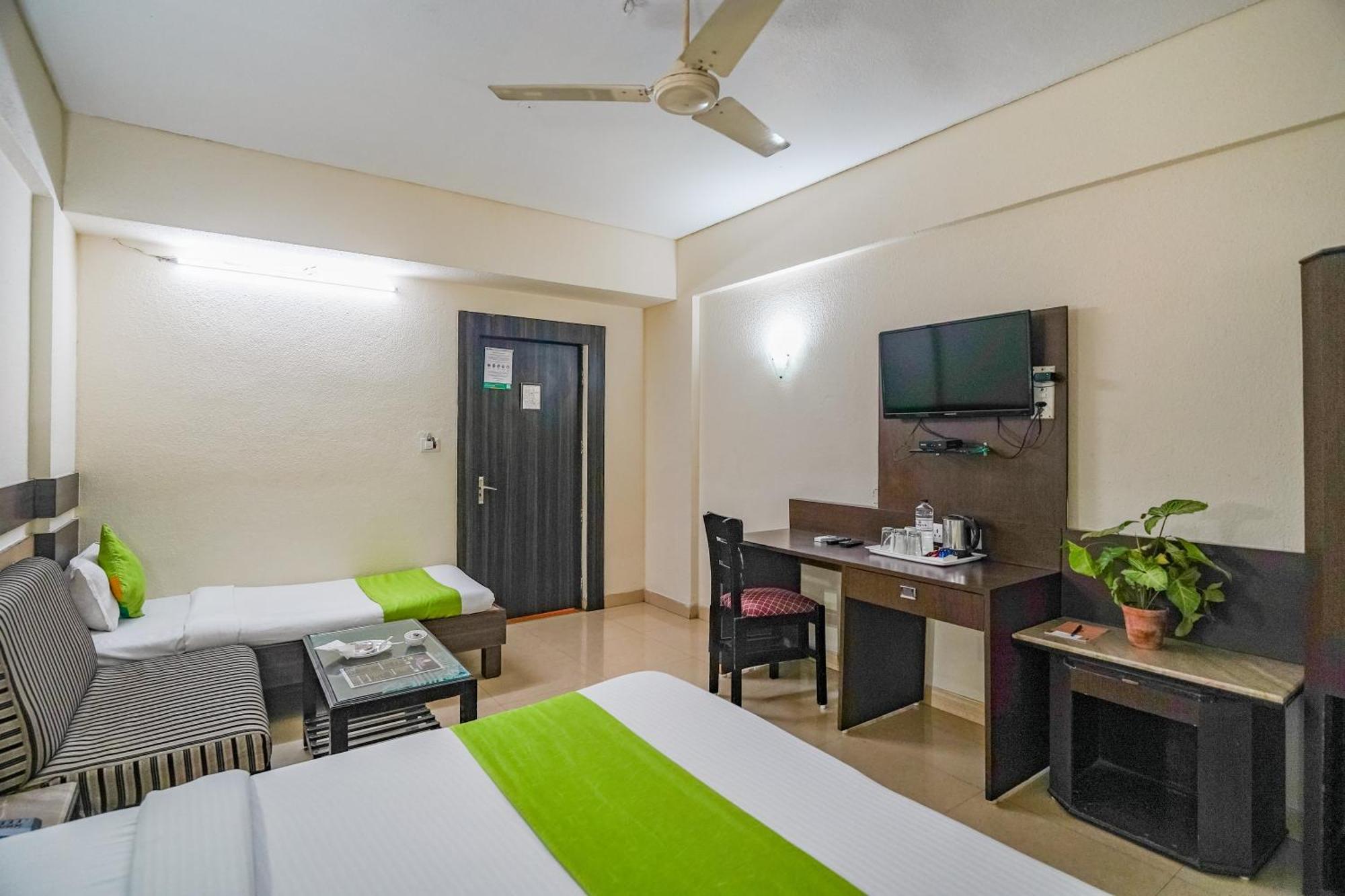 Hotel The Shagun Бхопал Экстерьер фото